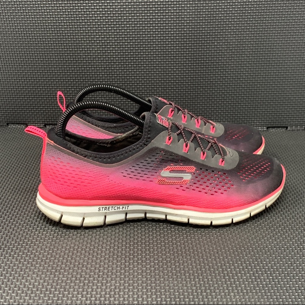 Skechers Womens Sneakers Stretch Fit